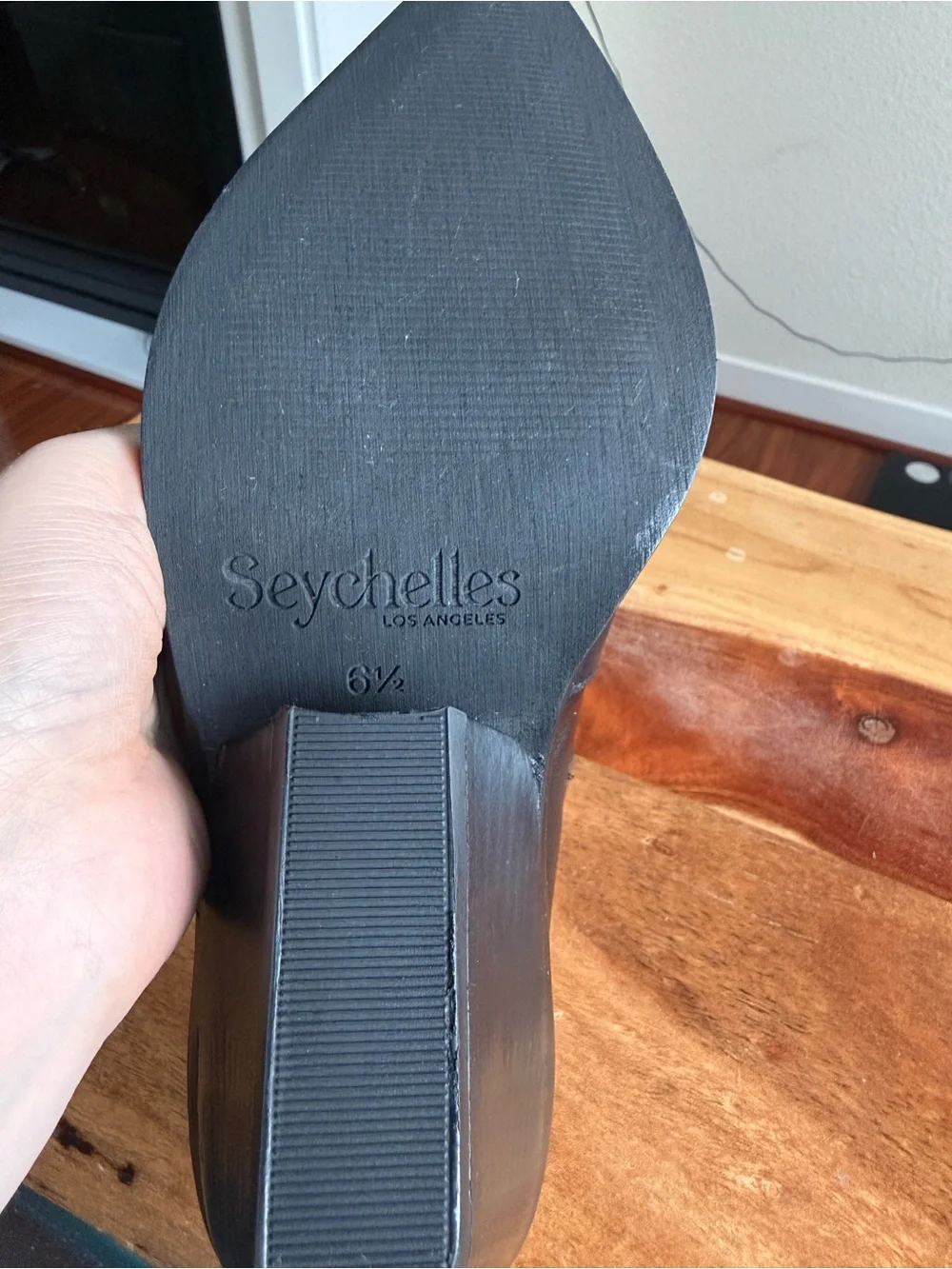 Seychelles Sparks Genuine Leather Wedge Mary Jane Pumps Size 6.5
